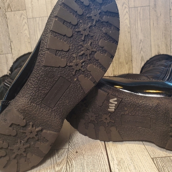 NEW WOMEN WATERPROOF Brand BLACK FAUX FUR LINING ZIP UP BOOTS 10M - Picture 6 of 11